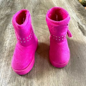 BEBE PINK SNOW BOOTS SIZE 5